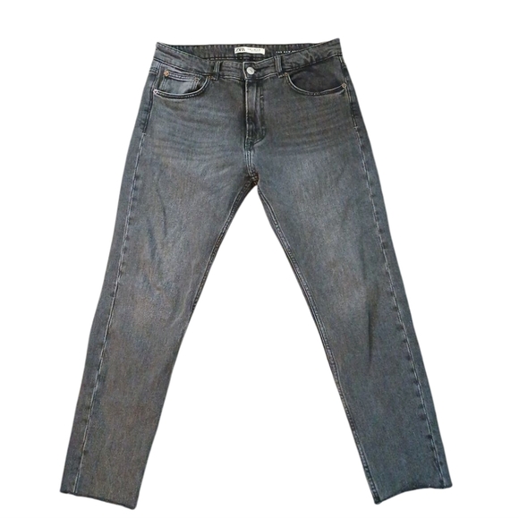 Zara 2 Pair Of Women's Plus Size Jeans Black and Gray Straight Leg Jeans Size 32 - Picture 10 of 16